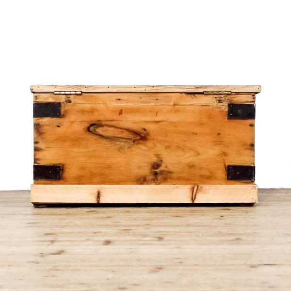 M-6648 Antique Small Pine Trunk (9)