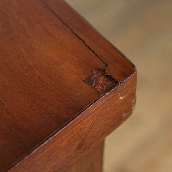 M-6698 Antique Victorian Mahogany Bow Front Chest of Drawers (8)