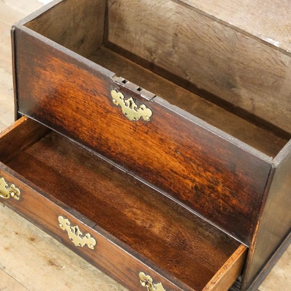 M-6783 Antique Welsh Oak Coffer Bach (11)