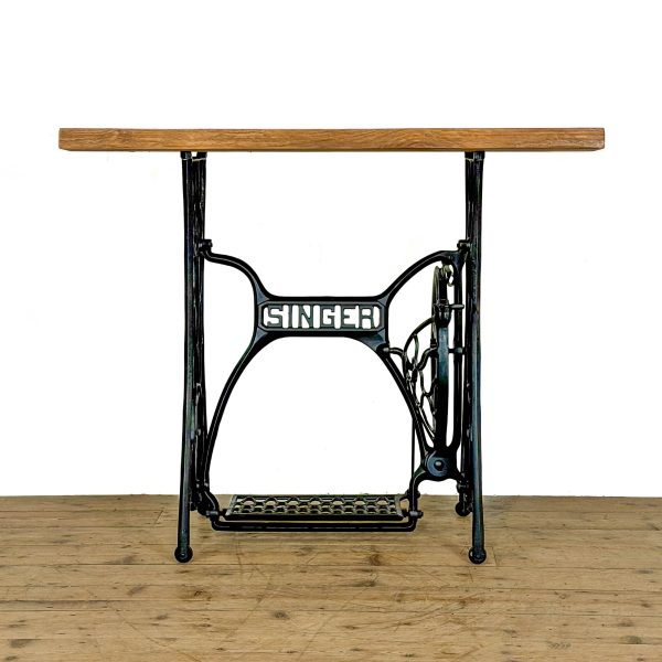 M-6668 Antique Singer Sewing Machine Table 1