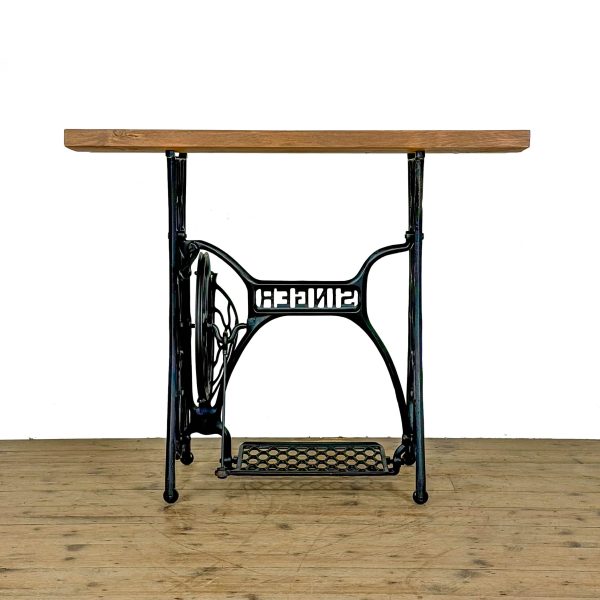 M-6668 Antique Singer Sewing Machine Table 5