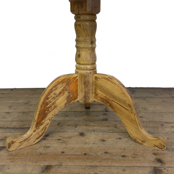 M-6919 Vintage Pine Circular Kitchen Table 4