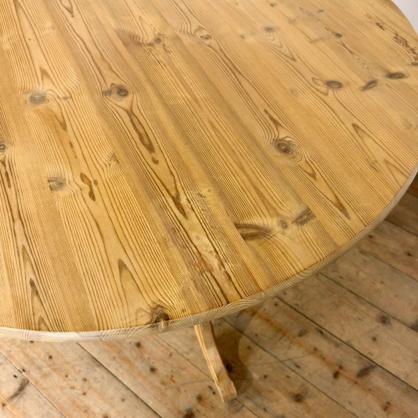 M-6919 Vintage Pine Circular Kitchen Table 5
