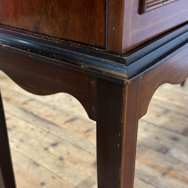 M-6829 Antique Edwardian Mahogany Display Cabinet (15)