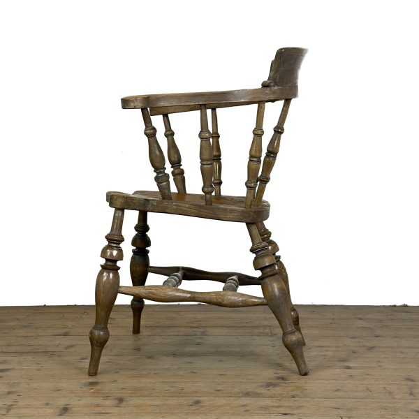 M-6854A Antique Captain Smokers Bow Armchair (1)