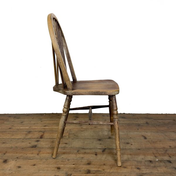M-6862 Set of Four Wheelback Kitchen Chairs (1)