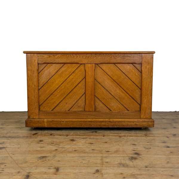 M-6879 Antique Small Trunk Blanket Box (2)