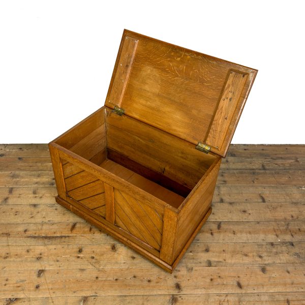 M-6879 Antique Small Trunk Blanket Box (5)