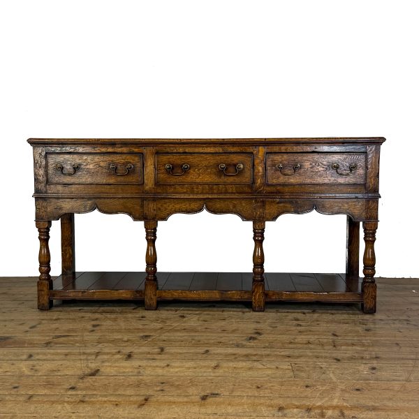 M-6920B Traditional Oak Dresser Base (2)