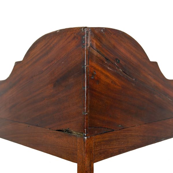 M-6921 Antique Mahogany Georgian Corner Washstand (7)