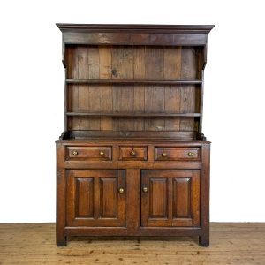 M-6929B Antique 18th Century Welsh Oak Dresser (9)