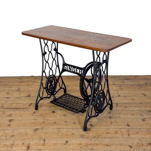 M-7013 Antique Singer Sewing Machine Tale (4)