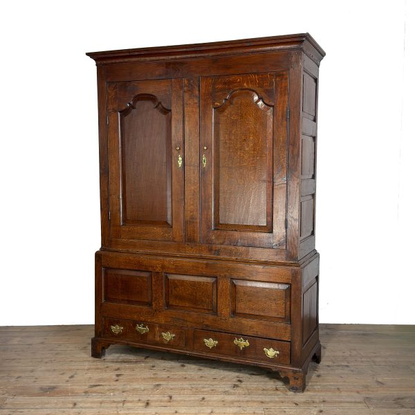 M-6989 Antique 18th Century Oak Livery Cupboard Wardrobe (3)