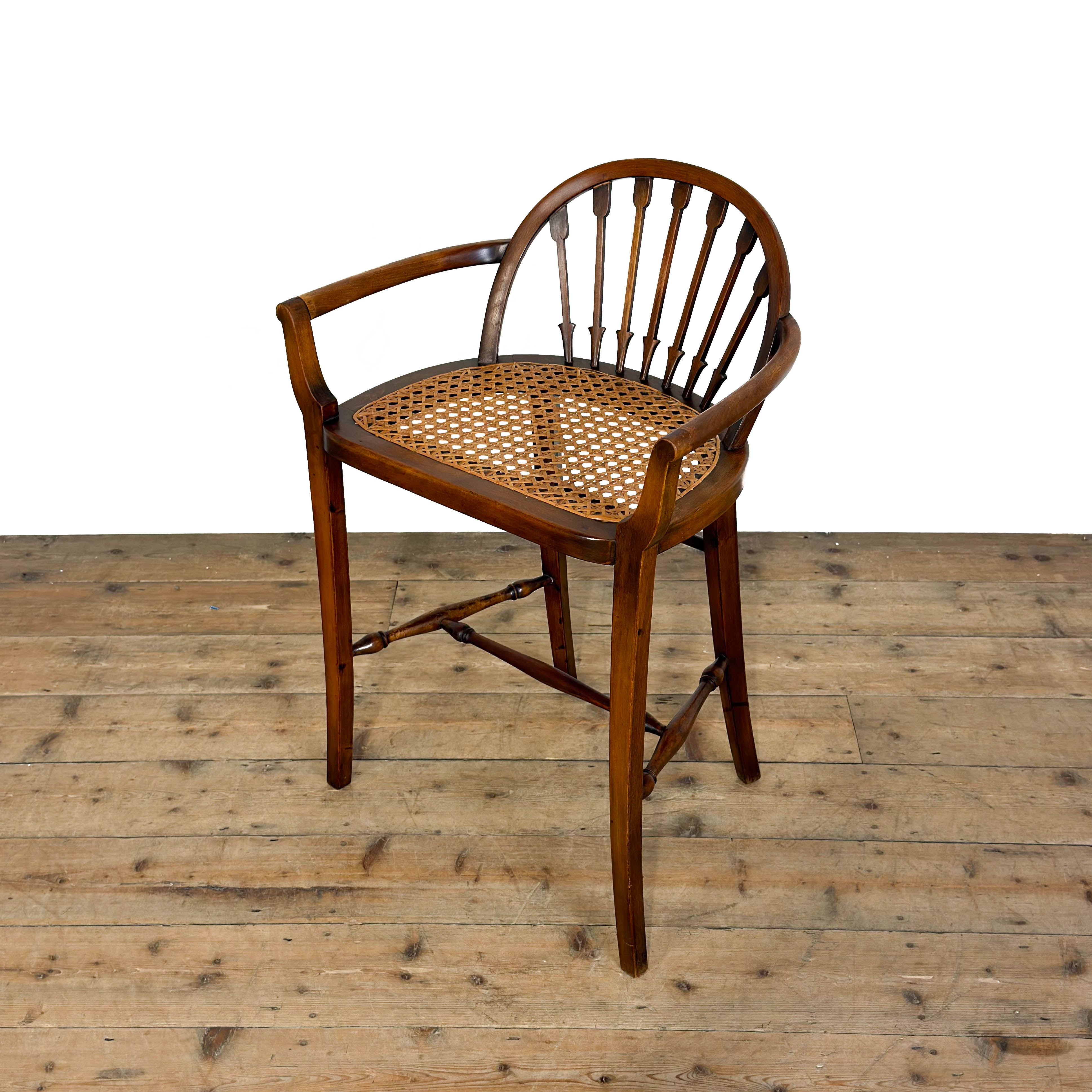 Cane Seat Chair with Arrow Shaped Splats (7)